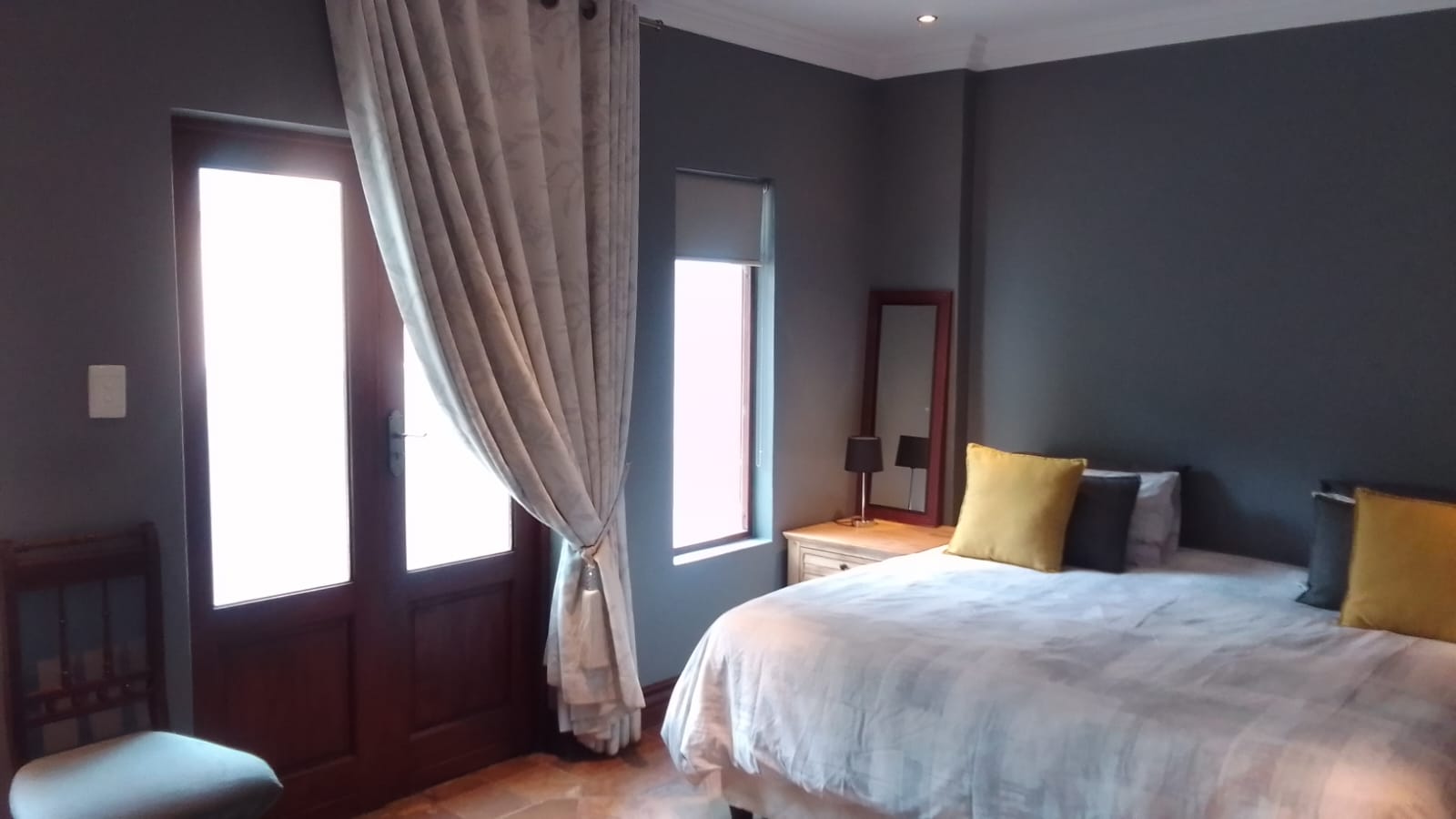 5 Bedroom Property for Sale in Glen Erasmia Gauteng