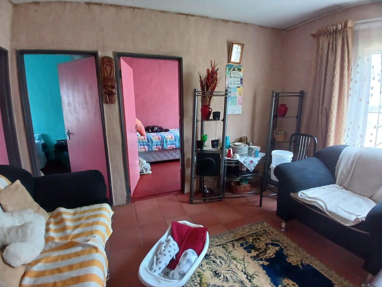 2 Bedroom Property for Sale in Fleurhof Gauteng