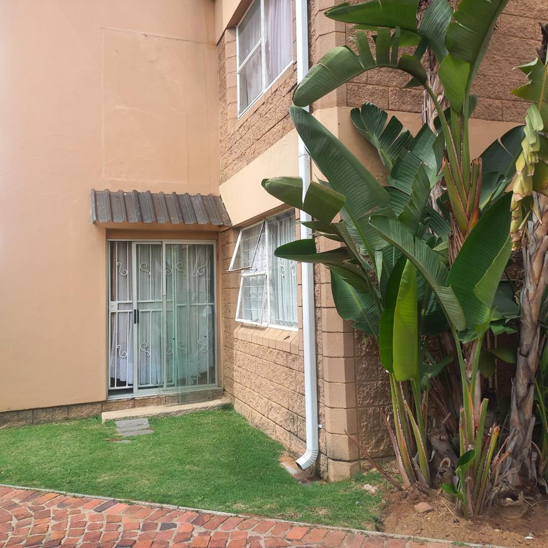 2 Bedroom Property for Sale in Delville Gauteng