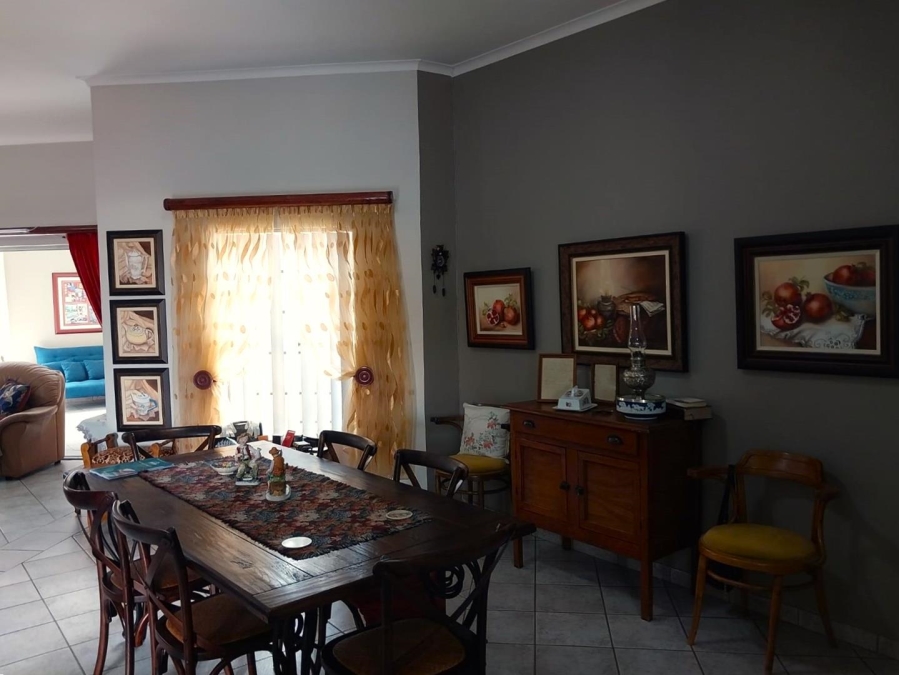 3 Bedroom Property for Sale in Faerie Glen Gauteng
