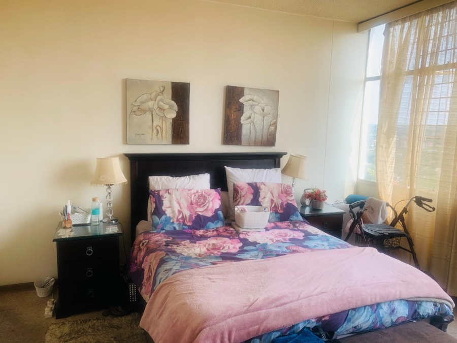 2 Bedroom Property for Sale in Bedford Gardens Gauteng