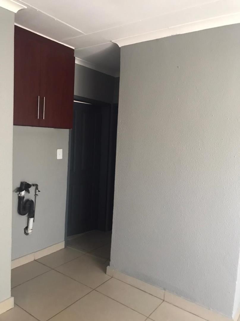 To Let 2 Bedroom Property for Rent in Suiderberg Gauteng