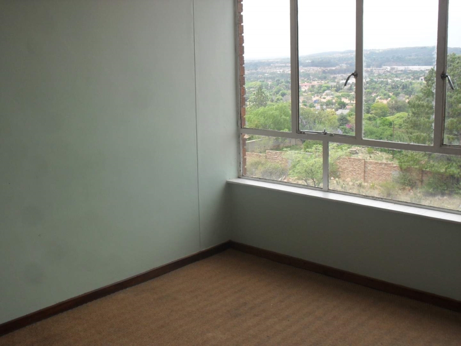 To Let 1 Bedroom Property for Rent in La Montagne Gauteng