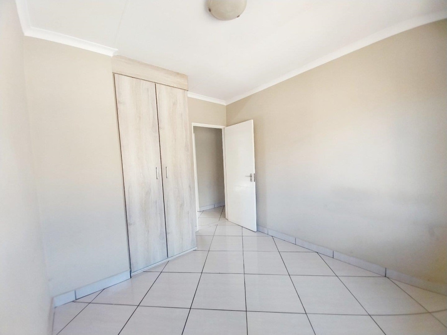 To Let 3 Bedroom Property for Rent in Brentwood Gauteng