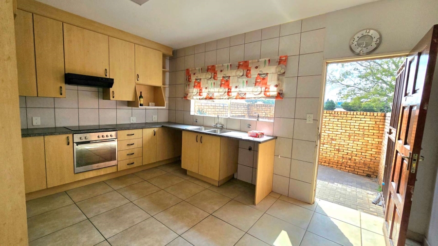 2 Bedroom Property for Sale in Florentia Gauteng
