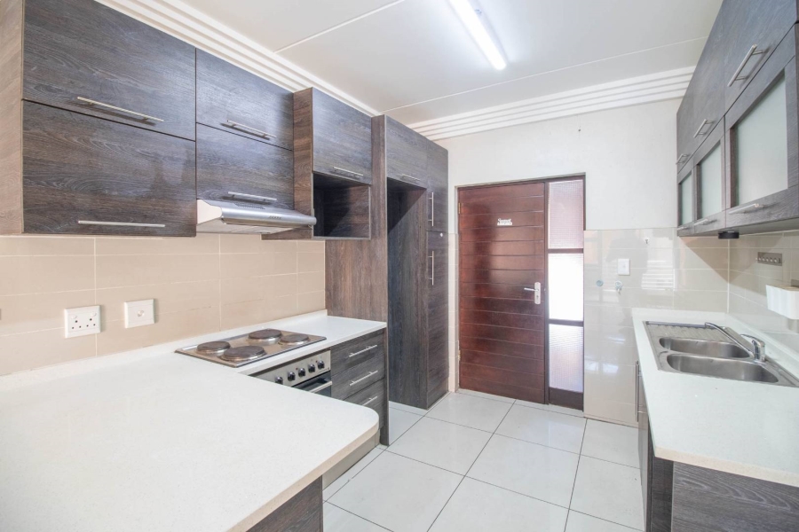3 Bedroom Property for Sale in Eveleigh Gauteng