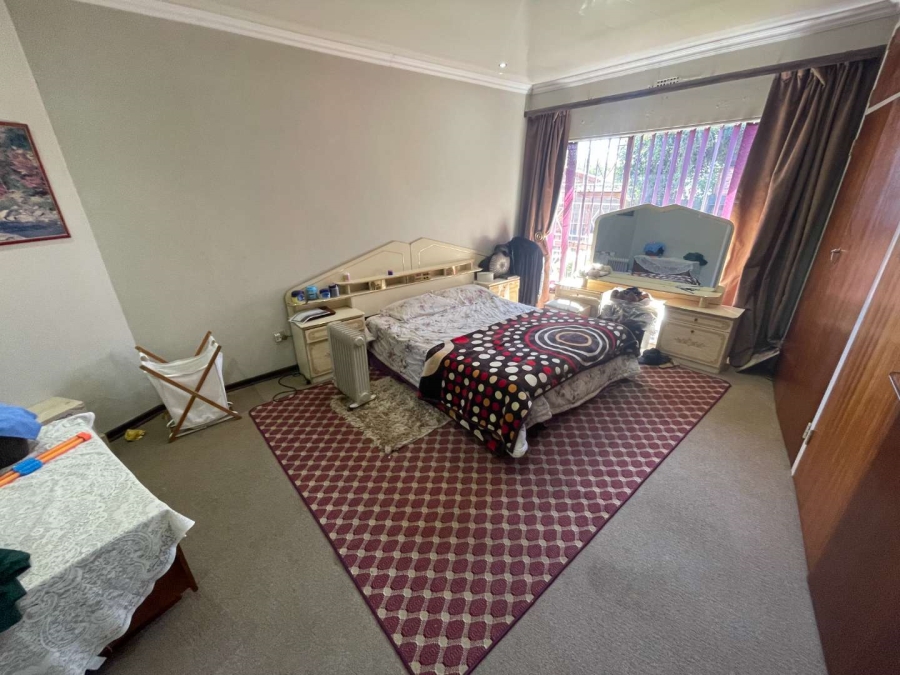 4 Bedroom Property for Sale in Randhart Gauteng