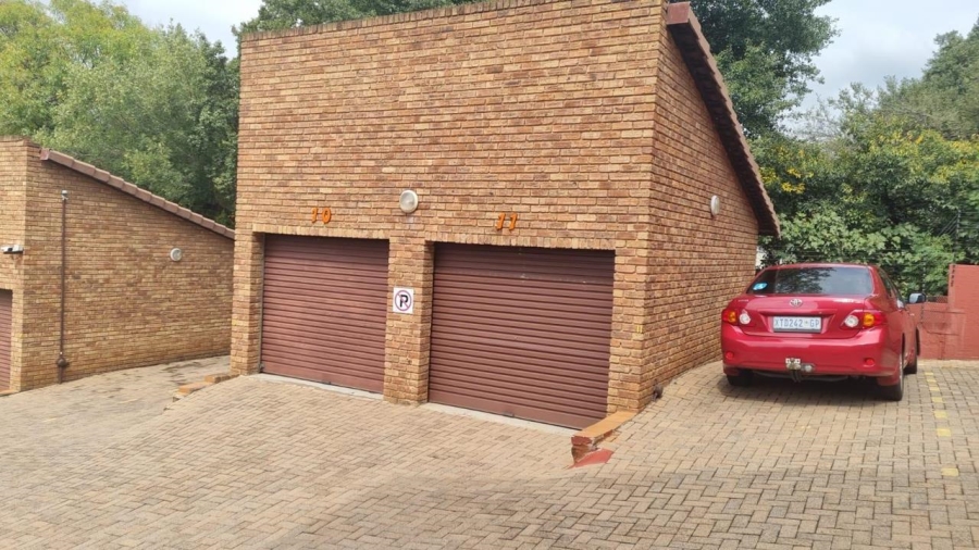3 Bedroom Property for Sale in South Crest Gauteng
