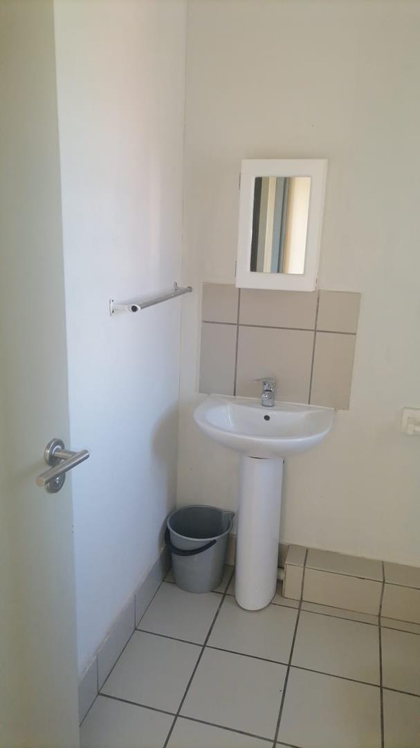 To Let 2 Bedroom Property for Rent in Ruimsig Gauteng