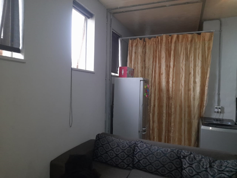 1 Bedroom Property for Sale in Johannesburg Central Gauteng