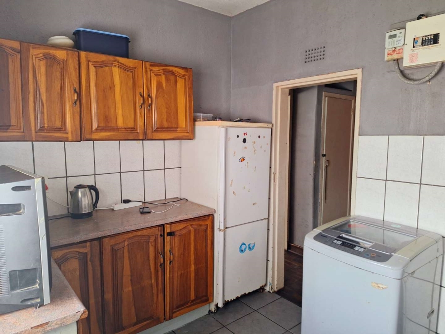 1 Bedroom Property for Sale in Rosettenville Gauteng
