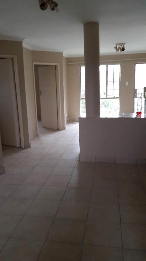 To Let 2 Bedroom Property for Rent in Vorna Valley Gauteng