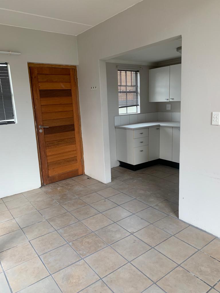 1 Bedroom Property for Sale in Houghton Gauteng