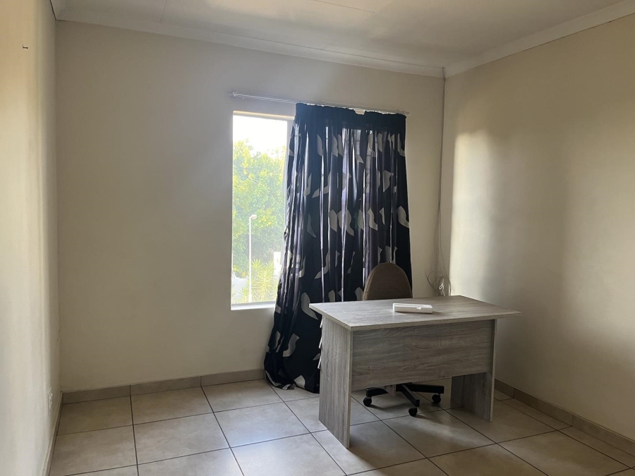 To Let 3 Bedroom Property for Rent in Ferndale Gauteng