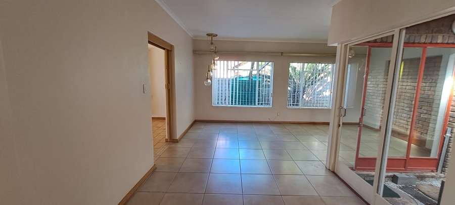 5 Bedroom Property for Sale in Doornpoort Gauteng