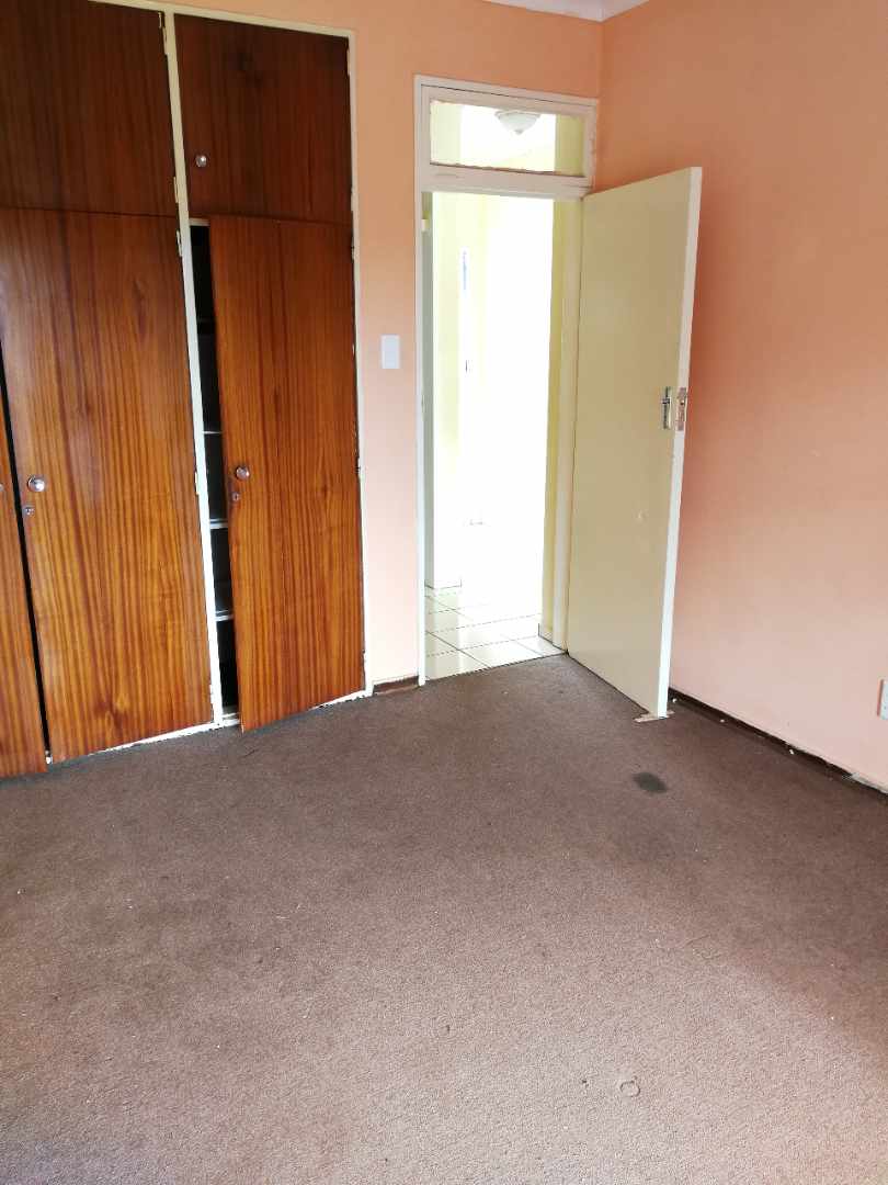 To Let 1 Bedroom Property for Rent in Horison View Gauteng