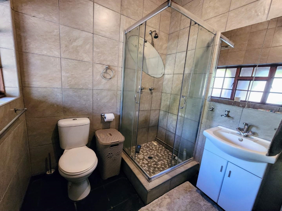 6 Bedroom Property for Sale in Pretoria North Gauteng