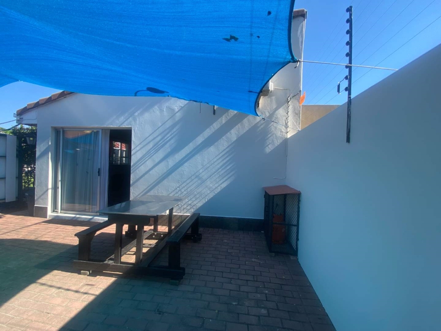To Let 1 Bedroom Property for Rent in Monument Gauteng