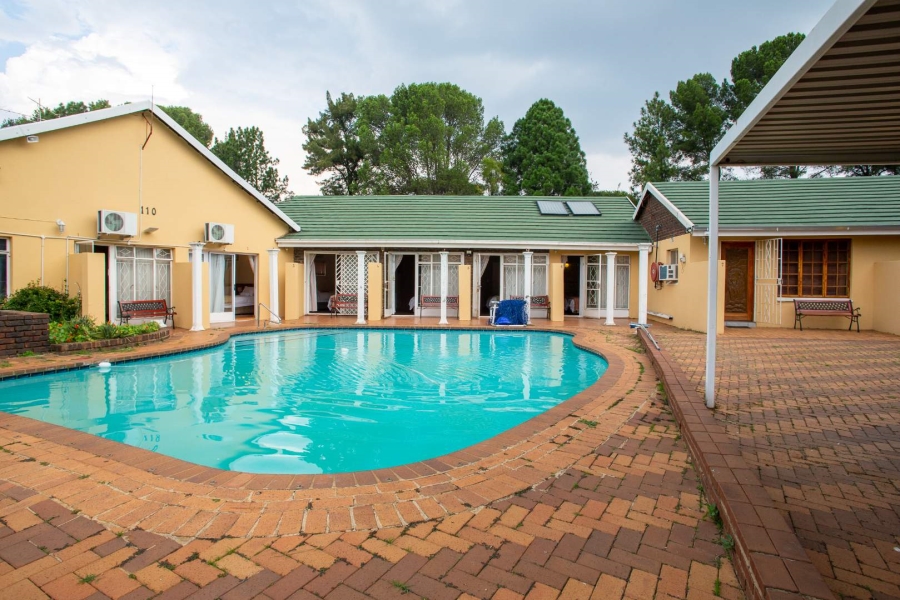 17 Bedroom Property for Sale in Eikenhof Gauteng