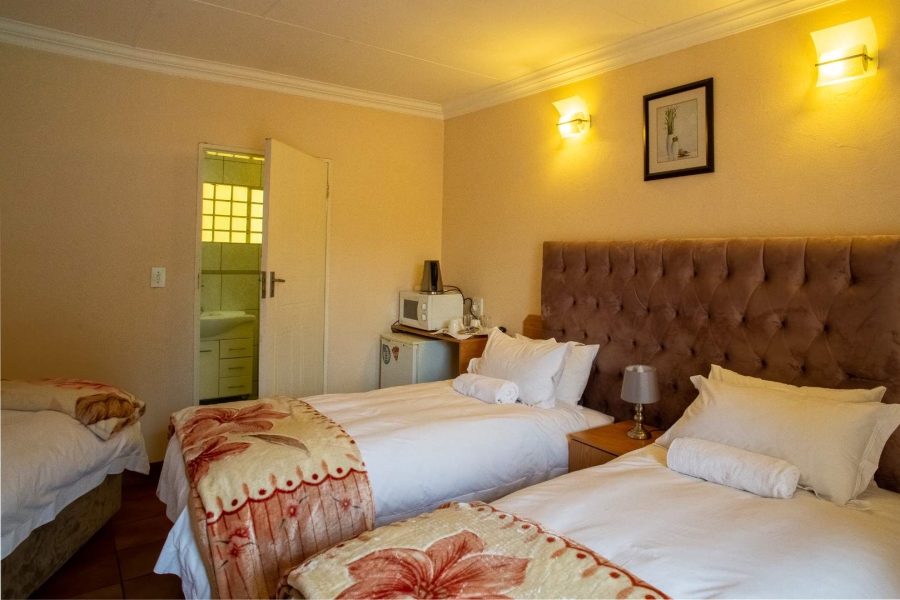 17 Bedroom Property for Sale in Eikenhof Gauteng