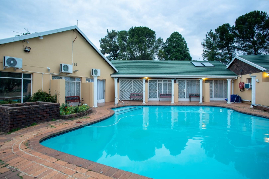 17 Bedroom Property for Sale in Eikenhof Gauteng