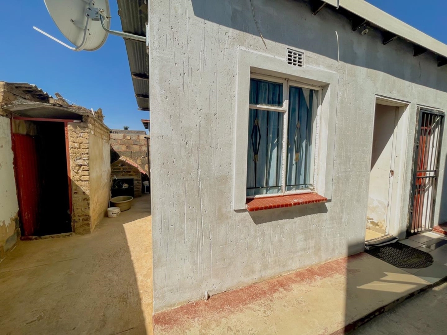 2 Bedroom Property for Sale in Mofolo Gauteng