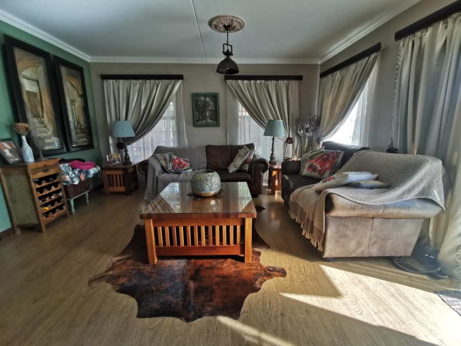 4 Bedroom Property for Sale in Montana Tuine Gauteng