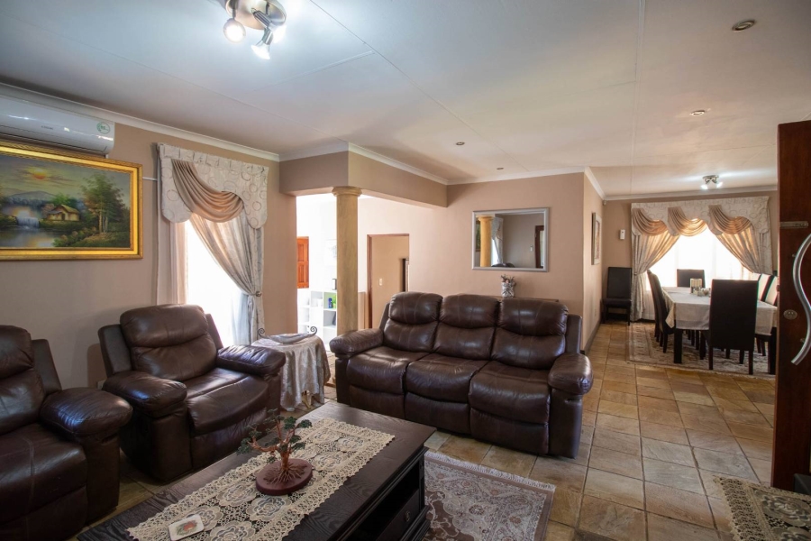 3 Bedroom Property for Sale in La Como Lifestyle Estate Gauteng
