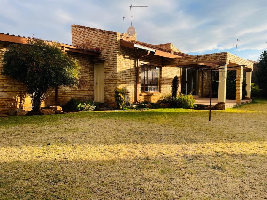 2 Bedroom Property for Sale in Bakerton Gauteng