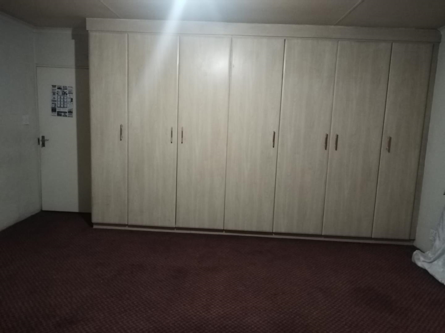 2 Bedroom Property for Sale in Bakerton Gauteng