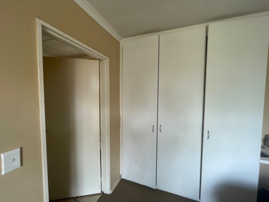 2 Bedroom Property for Sale in Esther Park Gauteng