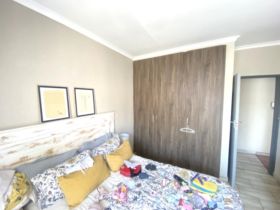 To Let 4 Bedroom Property for Rent in Garsfontein Gauteng