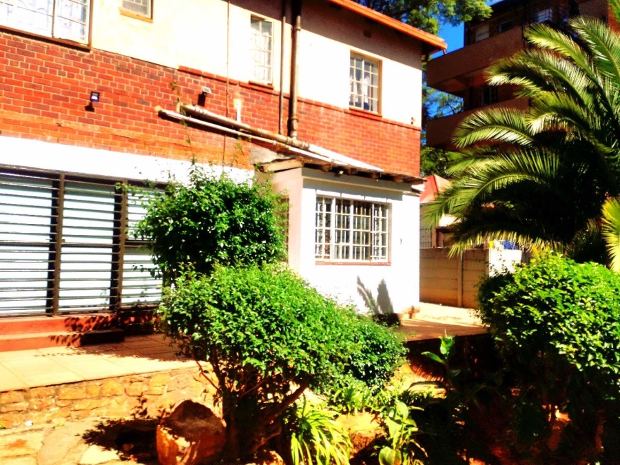 4 Bedroom Property for Sale in Bellevue East Gauteng