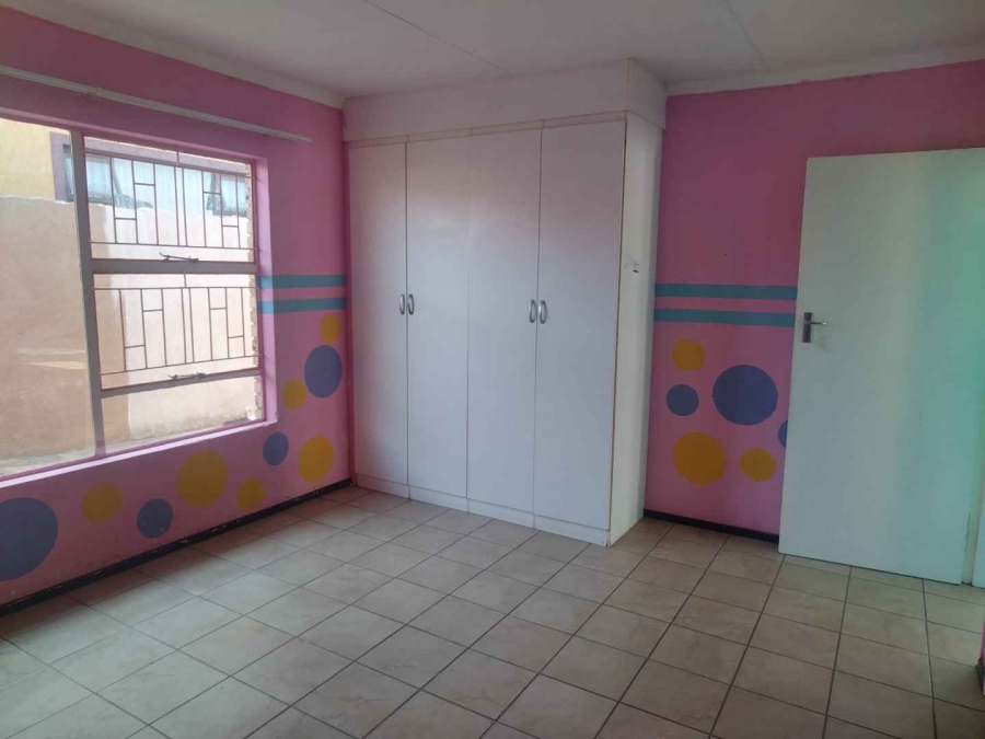 4 Bedroom Property for Sale in Karenpark Gauteng
