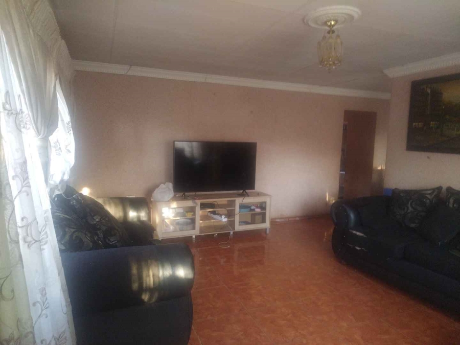 4 Bedroom Property for Sale in Ga-Rankuwa Gauteng