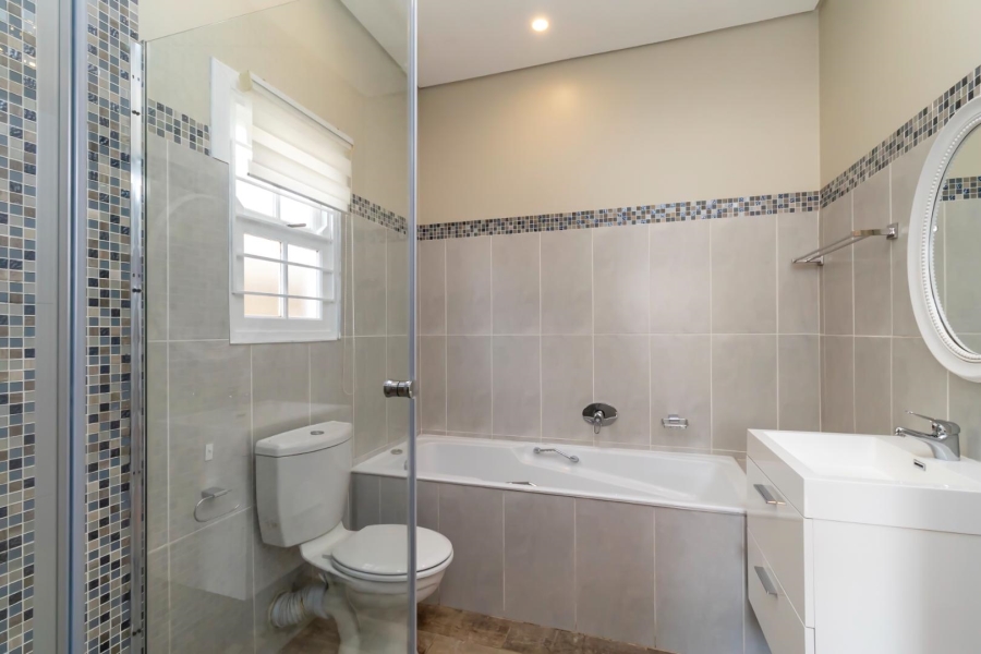 3 Bedroom Property for Sale in Broadacres Gauteng