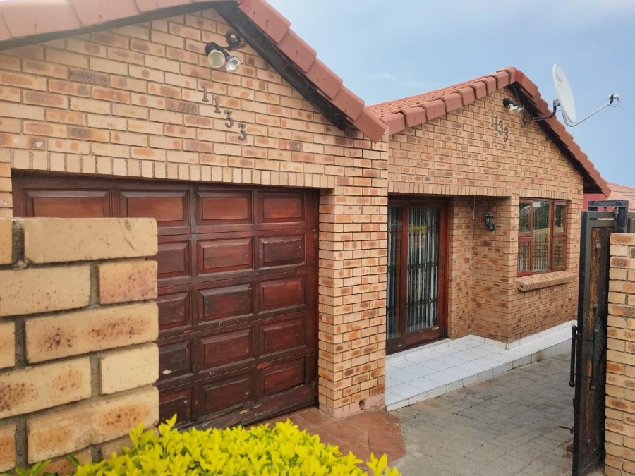 2 Bedroom Property for Sale in Klipfontein View Gauteng