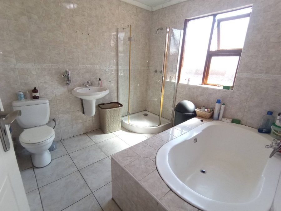 2 Bedroom Property for Sale in Klipfontein View Gauteng