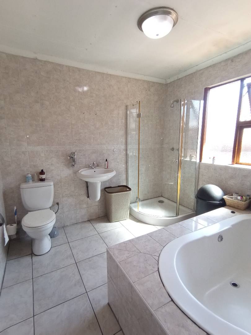 2 Bedroom Property for Sale in Klipfontein View Gauteng