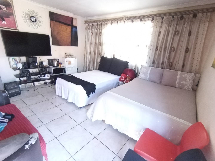 2 Bedroom Property for Sale in Klipfontein View Gauteng