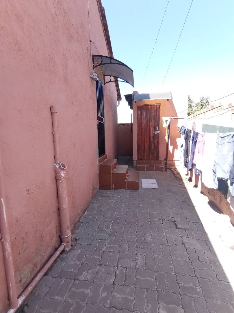 2 Bedroom Property for Sale in Klipfontein View Gauteng