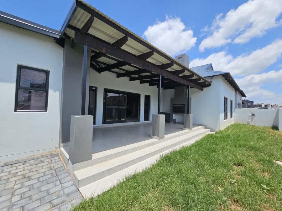 3 Bedroom Property for Sale in Six Fountains Residential Estate Gauteng
