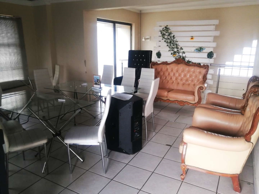 3 Bedroom Property for Sale in Tokoza Gardens Gauteng