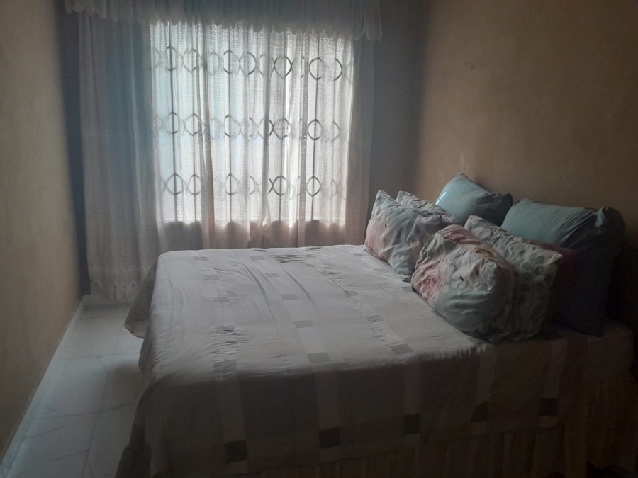 To Let 5 Bedroom Property for Rent in Vosloorus Gauteng