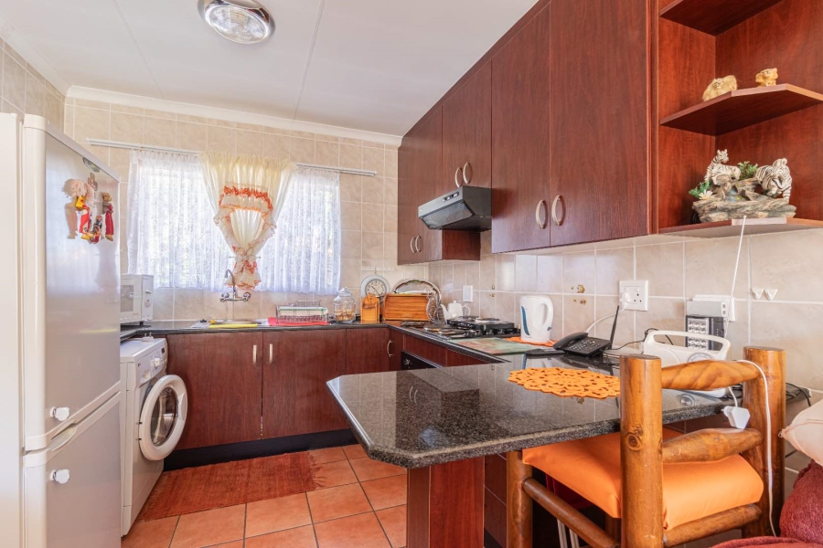 2 Bedroom Property for Sale in Witpoortjie Gauteng