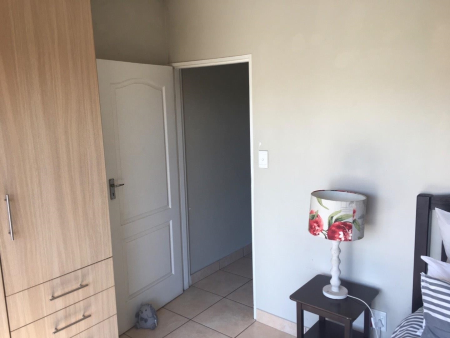 4 Bedroom Property for Sale in Raslouw Glen Gauteng