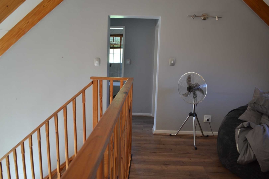 To Let 3 Bedroom Property for Rent in Faerie Glen Gauteng