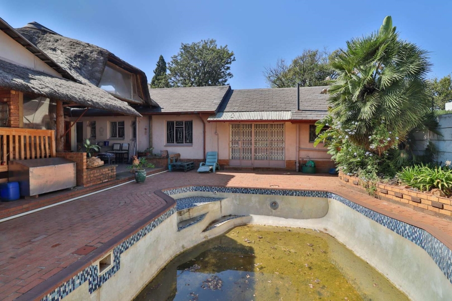 3 Bedroom Property for Sale in Beyerspark Gauteng