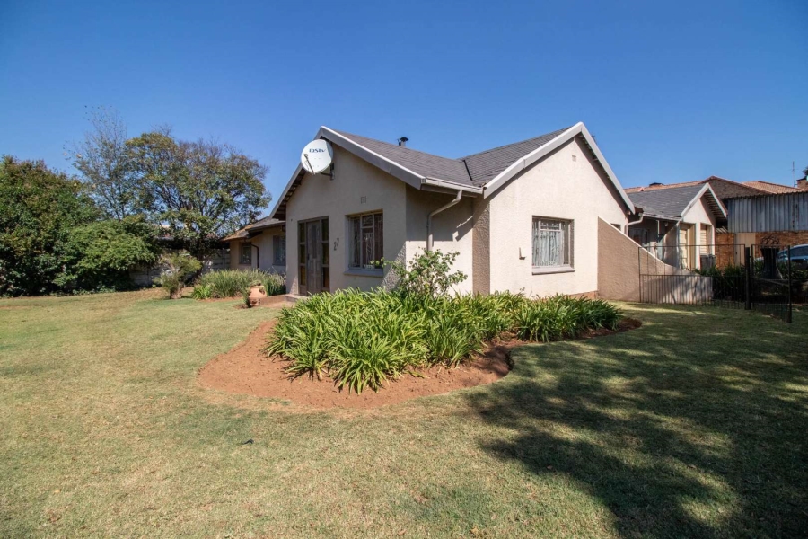 3 Bedroom Property for Sale in Beyerspark Gauteng