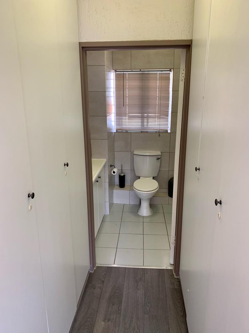 1 Bedroom Property for Sale in Glenhazel Gauteng